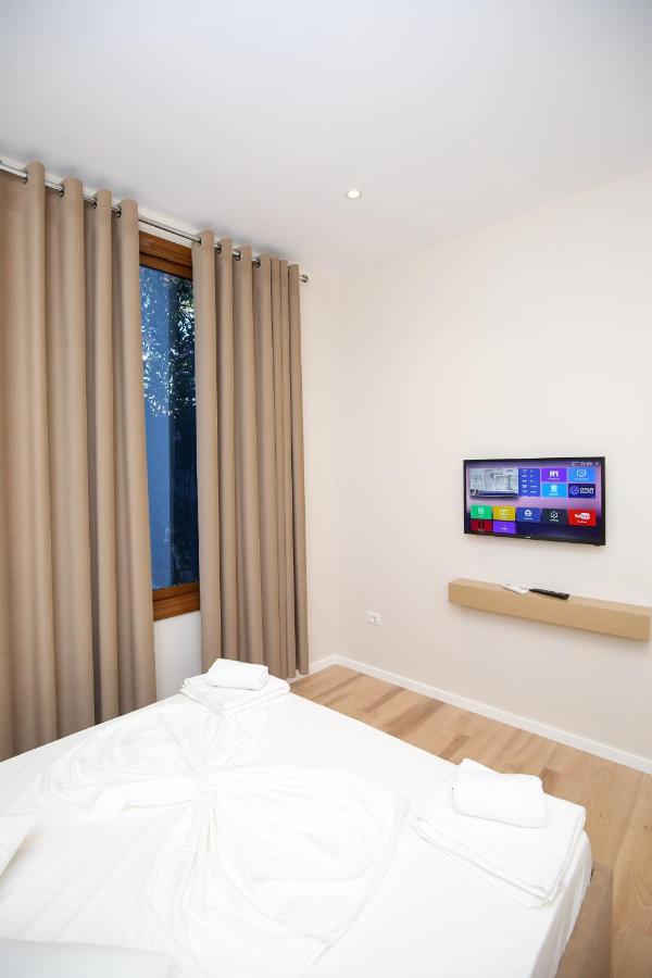 Hotel Amantia Orikum Kültér fotó